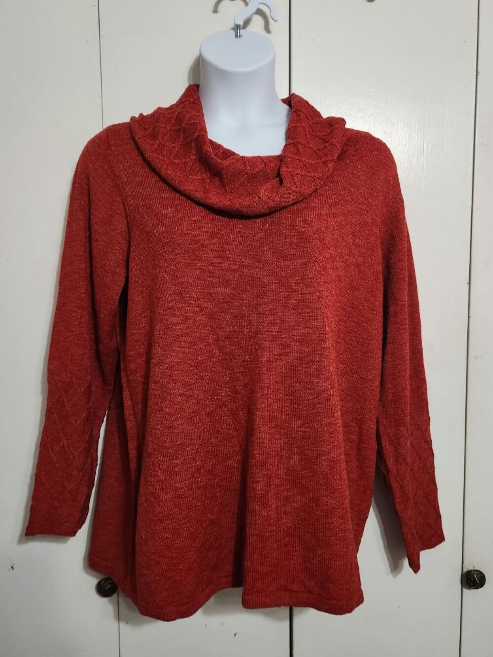 Cato Woman Red Knit Cowl Neck Sweater Size 22/24 2X Textured Diamond Long Sleeve